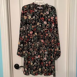 Loft dress NWT Beautiful back floral, size L.